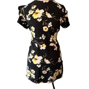 Forever 21 90’s style baby doll black flowered dress size Large